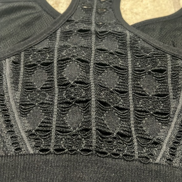 Avia black bra size Medium - Picture 3 of 5